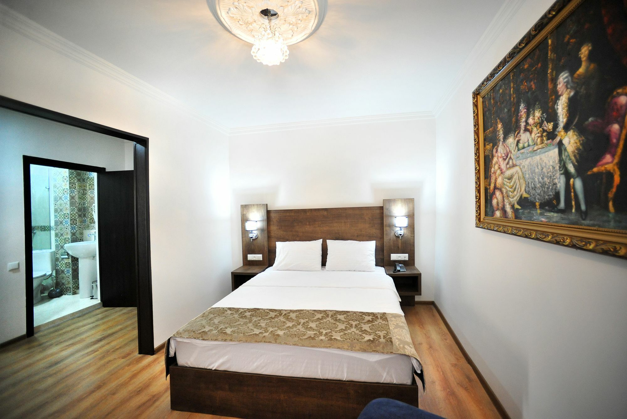 Rk City Hotel Tbilisi Buitenkant foto